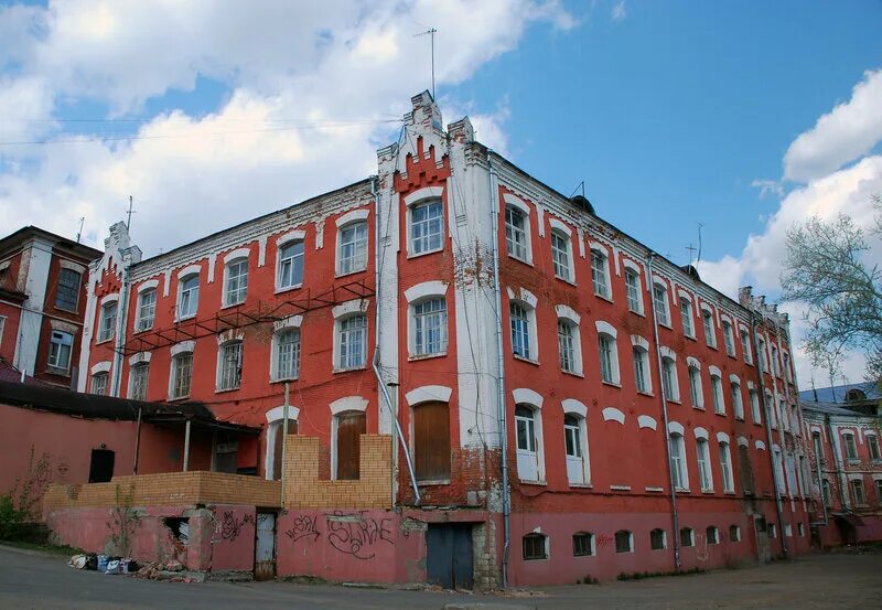Фабрика производства тюль. Первая ткацкая фабрика володарск нижегородская область. Первая ткацкая фабрика володарск нижегородская область. Первая ткацкая фабрика володарск. Энгельса здание ткацкой фабрики.