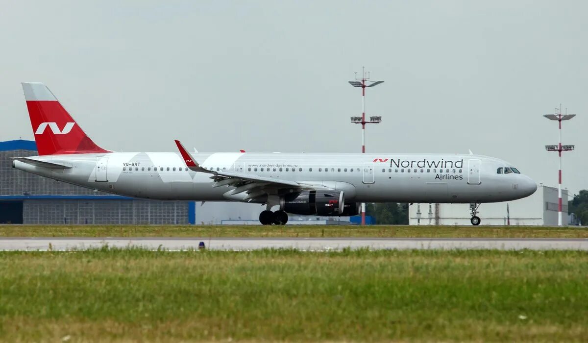 Купить авиабилет норд вингс. Самолеты авиакомпании Nordwind. Самолёт Nordwind Airlines. Северный ветер (Nordwind Airlines). Nord Wind авиакомпания самолеты.