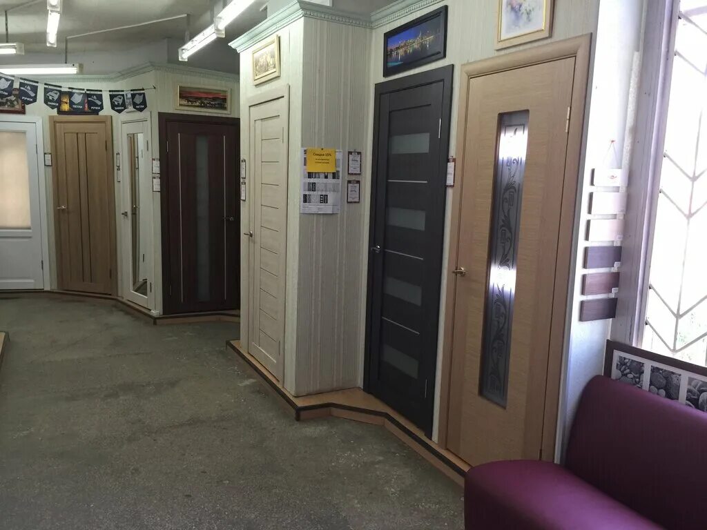 вспольинское поле двери. двери ярославль вспольинское поле 3. магазин дверей в ярославле на вспольинском поле. бренд секция дверей. вспольинское поле двери.