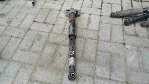 Амортизатор пассат задний