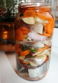 Маринованная рыба с огурцами