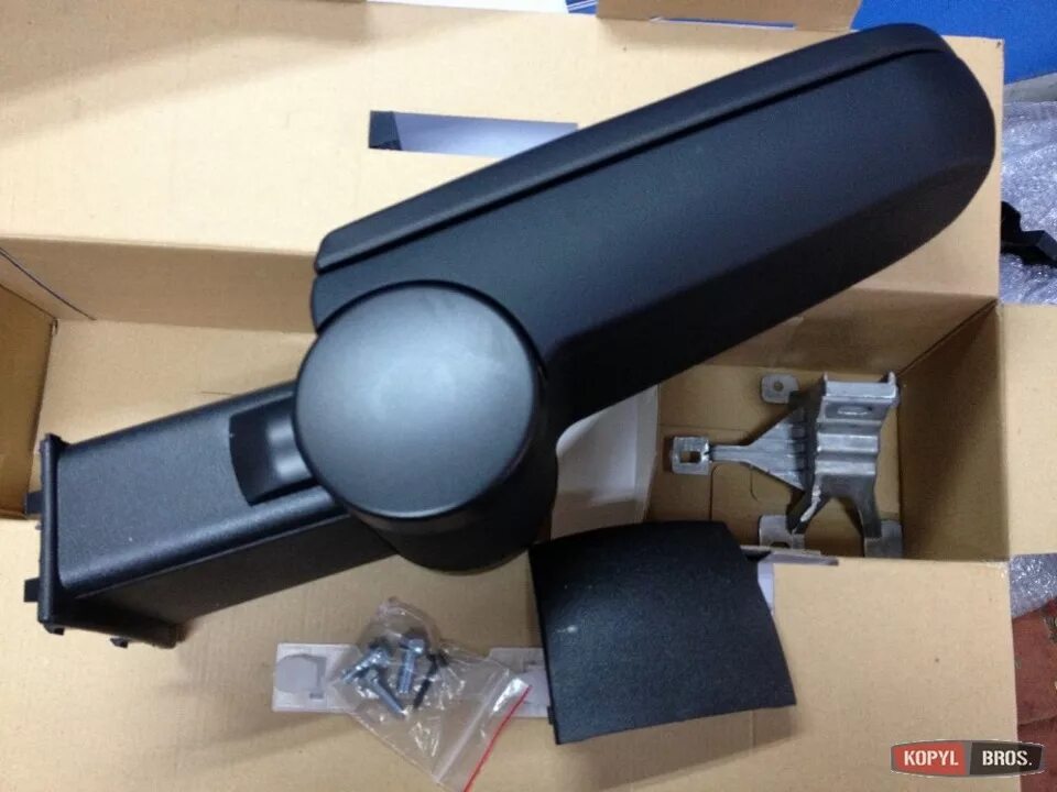 подлокотник volkswagen polo sedan. подлокотник поло седан оригинальный. подлокотник фольксваген поло 2014. подлокотник поло седан оригинальный. подлокотник фольксваген поло седан 2013.