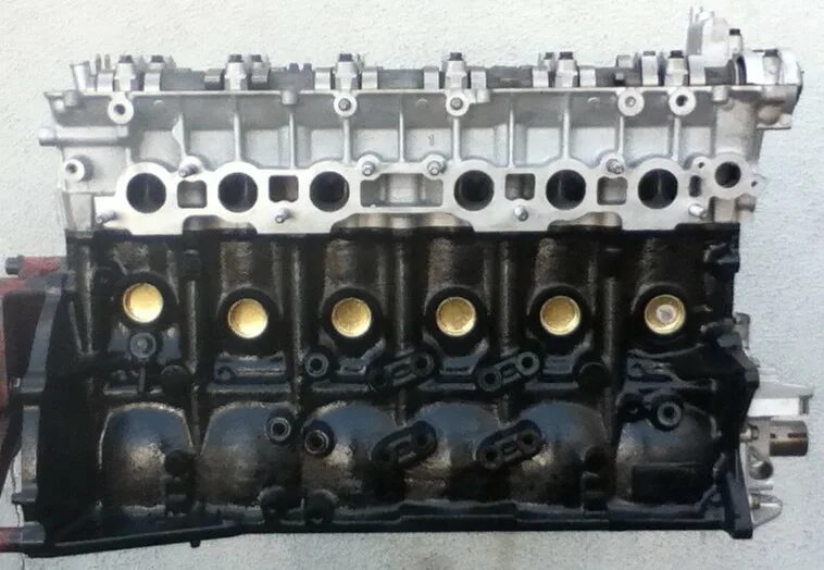 Блок 2jz ge. Головка блока цилиндров 2jz ge vvti. головка 1jz ge. гбц 1jz ge.