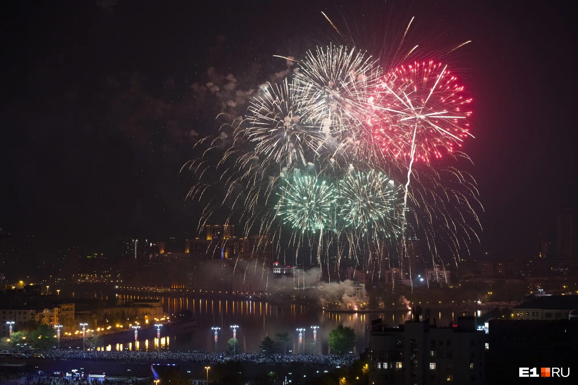 фейерверки в новосибирске. 02. 2023года. салют 23. салют на 23 февраля 2022 в москве.