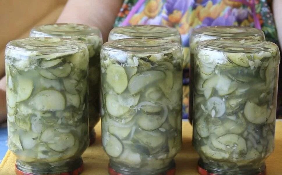 Маринование резанных огурцов на зиму. Консервирование резаных огурцов. огурцы на зиму. огурец резаный. нарезанные огурцы на зиму.
