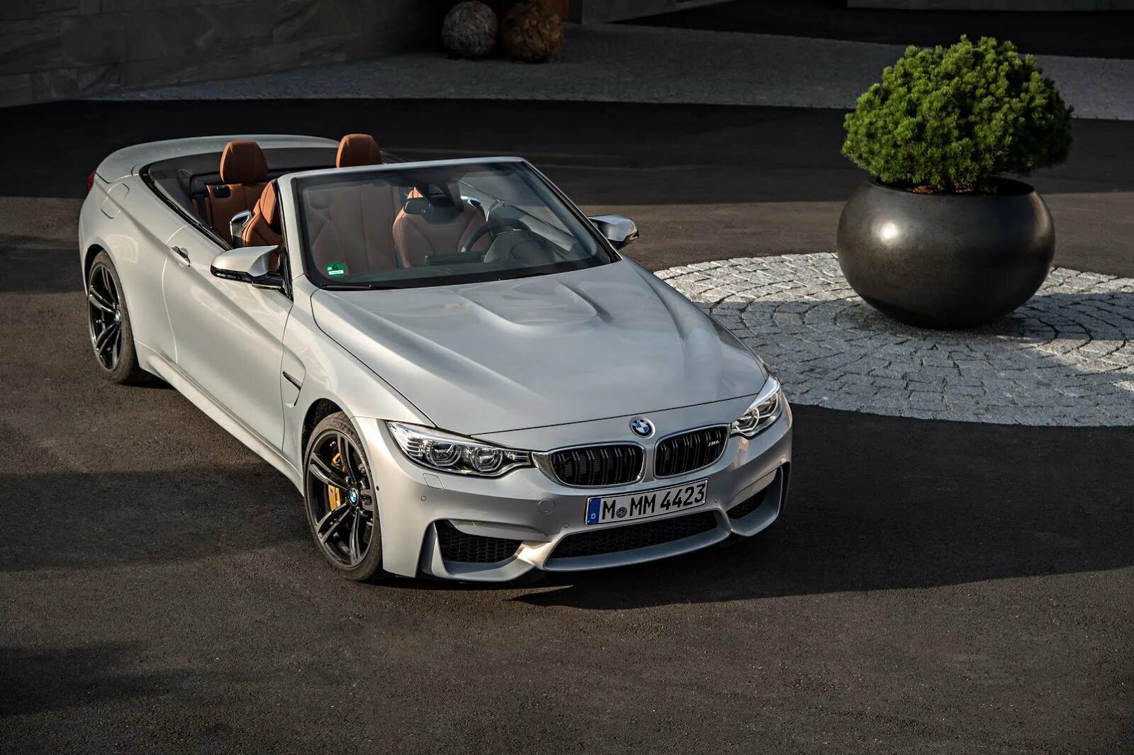 Бмв м4 кабриолет. BMW m4 Cabrio. BMW m4 f82 Cabrio. BMW m4 Convertible. 2015 BMW m4 Convertible.