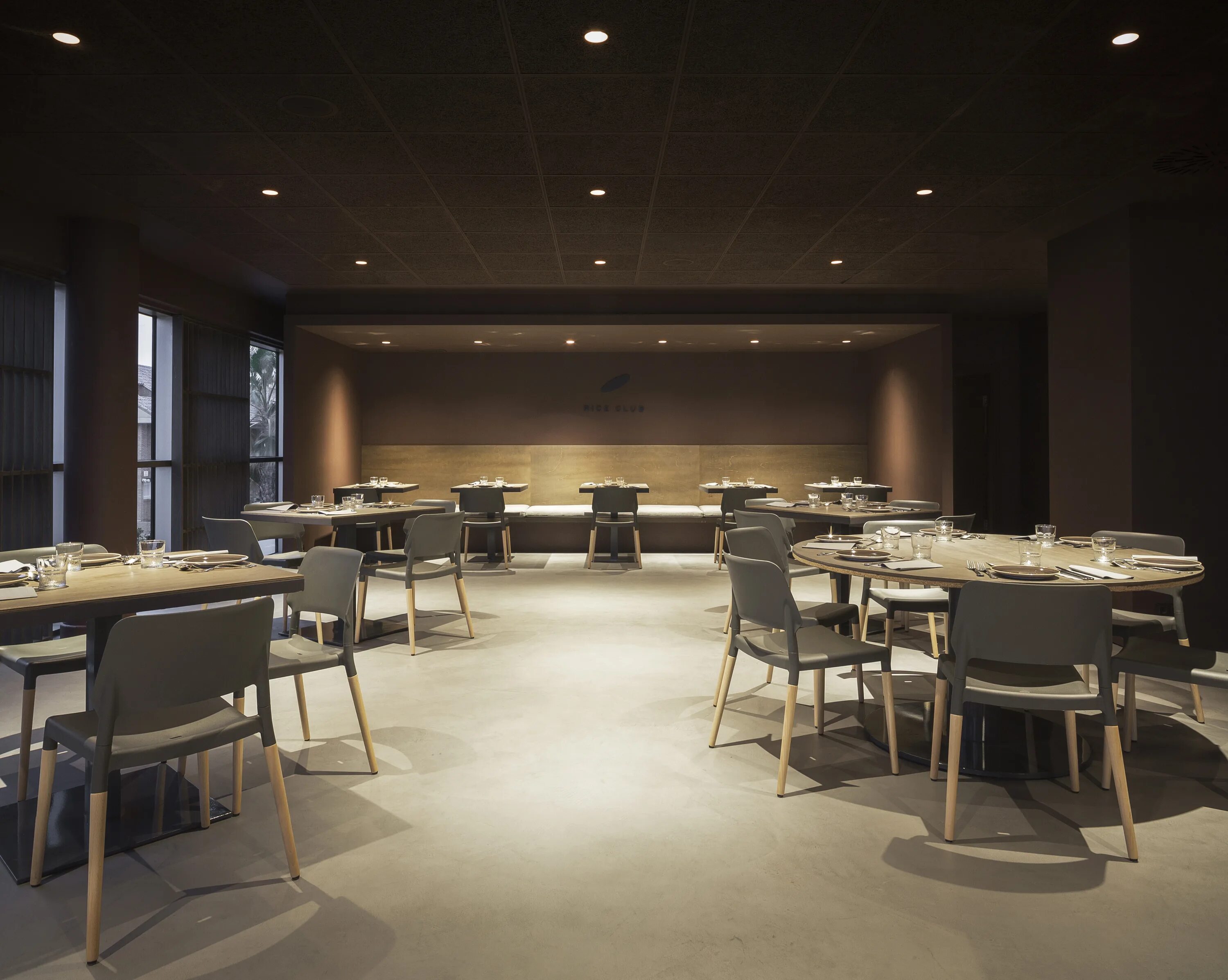 Floor ресторан. Restaurant flooring. rice club. 11 floor restaurant.