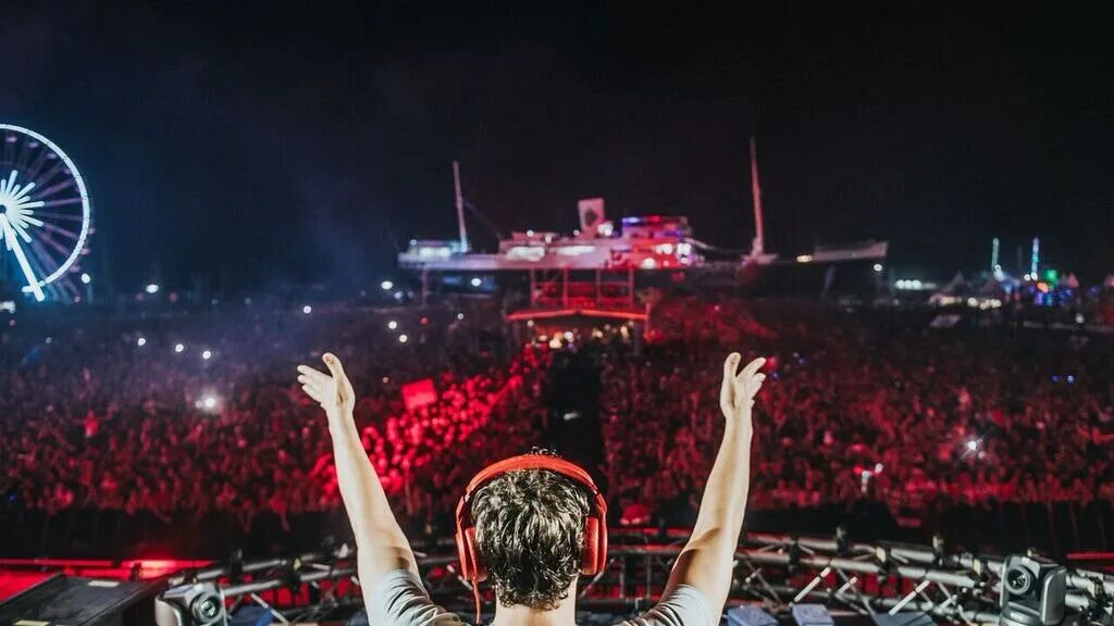 Tiesto. Тиесто 2024. Tiesto выступления. Hardwell 2022. Концерт тиеста.
