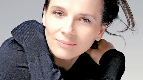 Juliette Binoche on the 'seduction' of acting, aging grac...