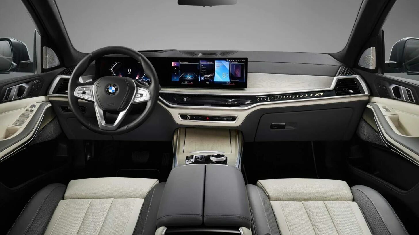 Новый х к г. BMW x7 2023. BMW x7 2022. BMW x7 xdrive40i. BMW x7 Interior.