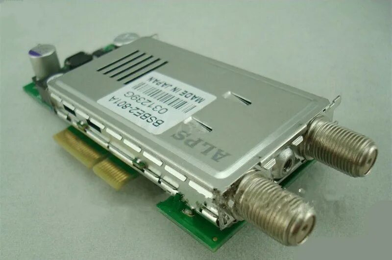 Спутниковый ресивер dream. Тюнер dm. Тюнер s7vz0502a. Тюнер dm. Dreambox 7020.