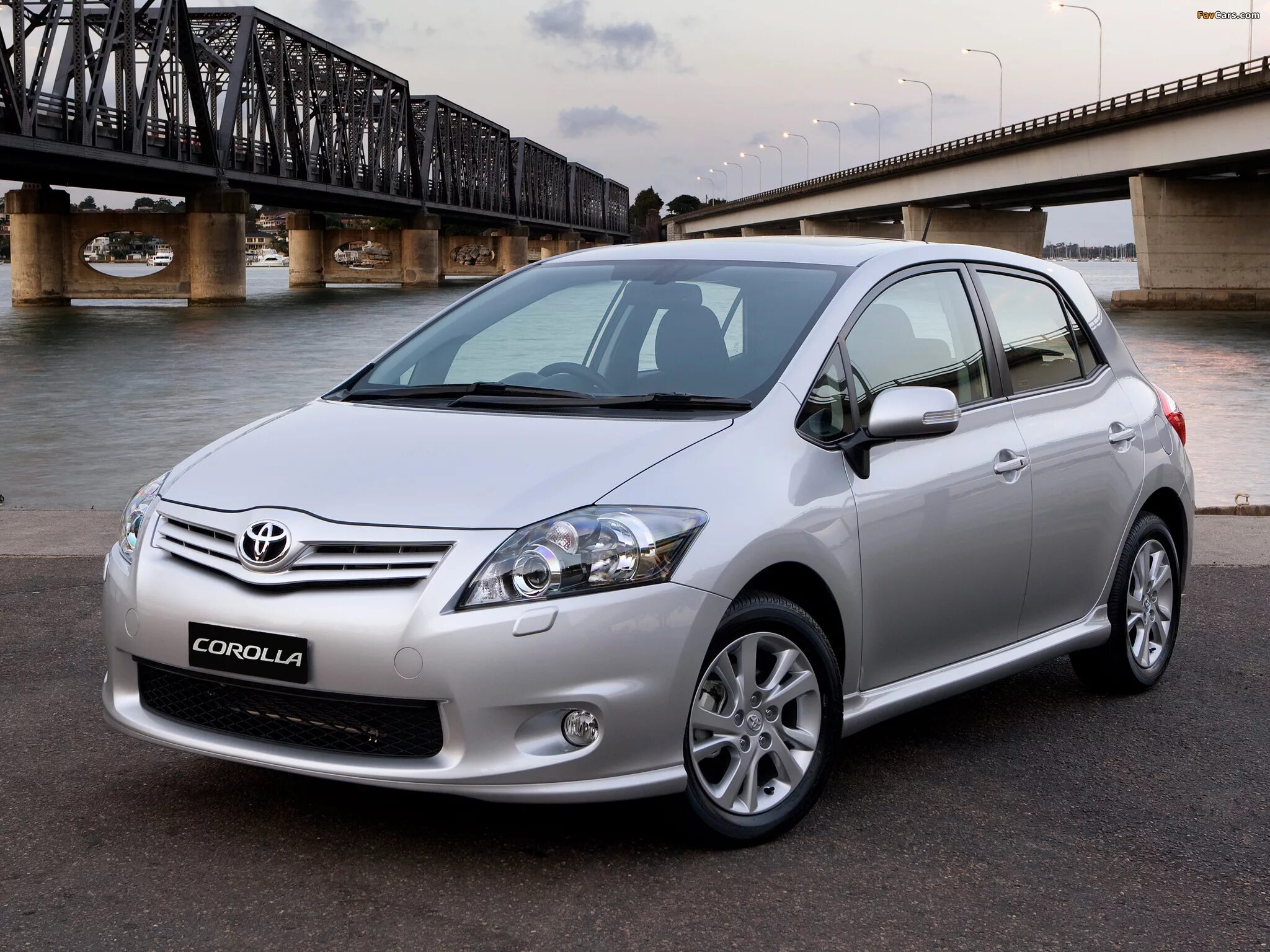 Продажа б у toyota. Toyota Corolla 2010. Toyota Corolla 2008 хэтчбек. Toyota Corolla хэтчбек 2010. Тойота Королла 2008 хэтчбек.