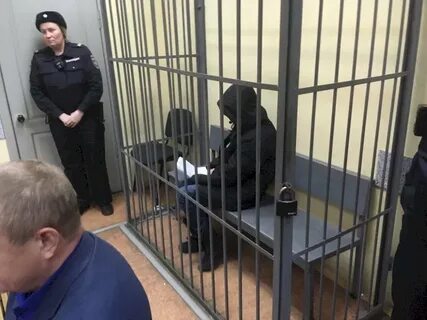 Обвиняемая в убийстве