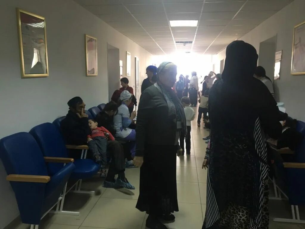 Ингушская больница. Иркб больница назрань. карабулакская городская больница ингушетии. назрань за каналом.
