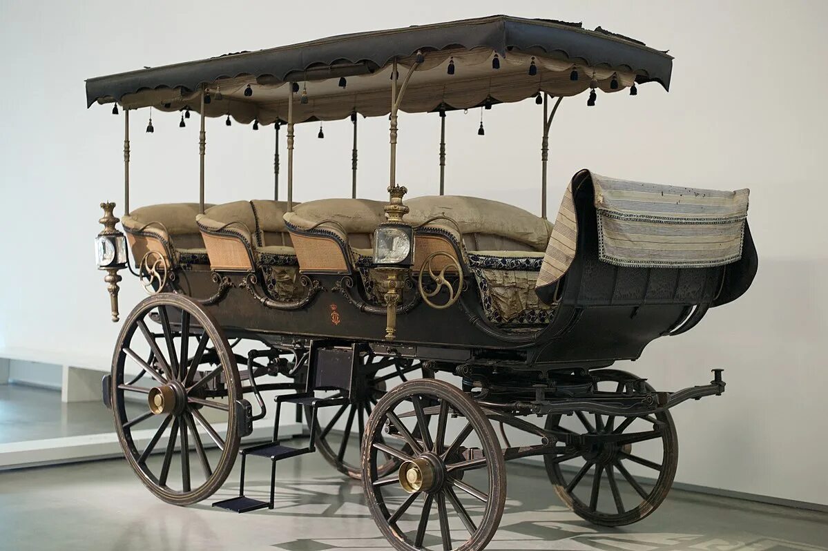 Шарабан экипаж конный. Шарабан повозка. Шарабан экипаж. Шарабан американка. Шарабан это.