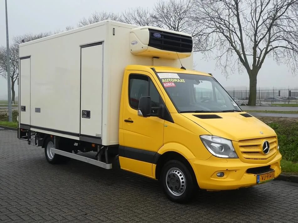 Коммерческий рефрижератор. Mercedes-benz sprinter 516 cdi рефрижератор. mercedes-benz sprinter 316cdi фургон рефрижератор. мерседес спринтер 516 cdi рефрижератор. мерседес спринтер грузовой рефрижератор.