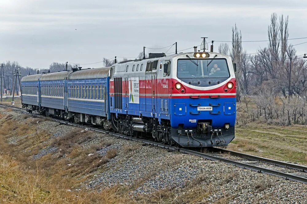 Жанатас железная дорога. Джамбул поезд. Тараз (станция). Поезд из Тараза в Алматы.