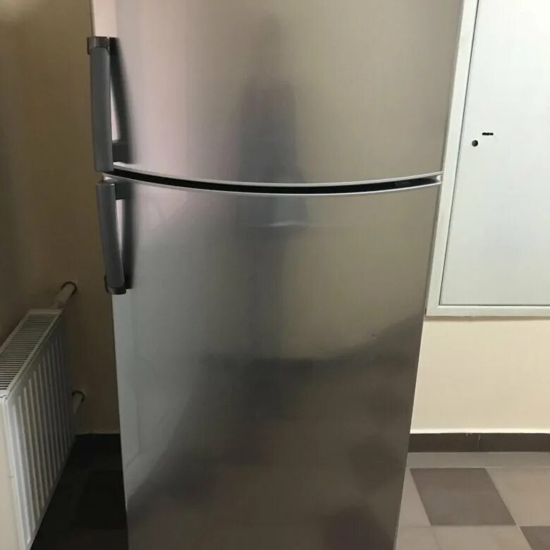 Холодильник серый двухкамерный. Холодильник whirlpool cb367. холодильник вирпул двухкамерный. холодильник вирпул двухкамерный модельный ряд. холодильник whirlpool серый.