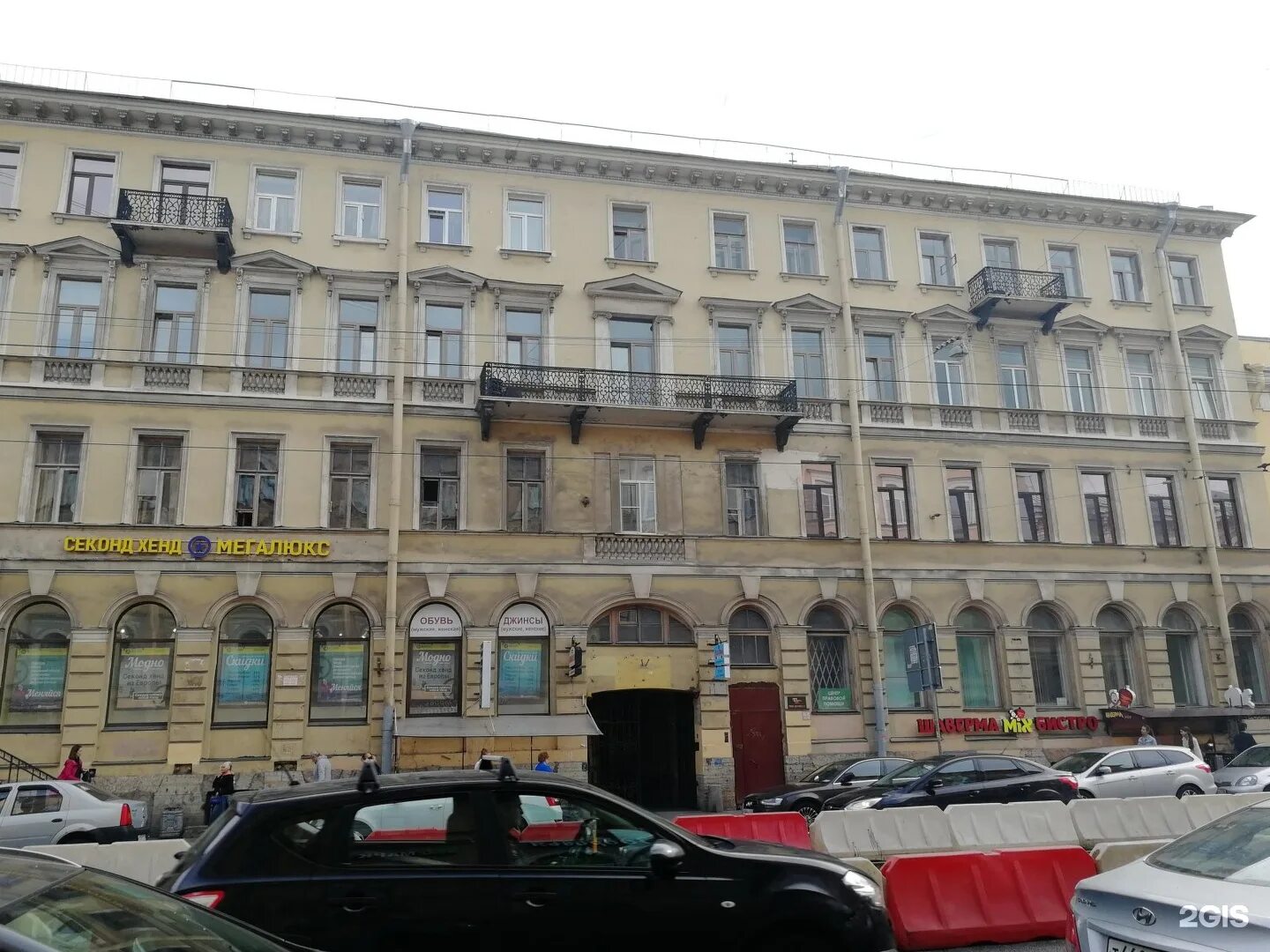 Пассаж в спб на невском. Садовая 48 петербург. Дом на садовой улице 1 санкт-петербург. Садовая 29 санкт-петербург. Садовая 9 садовая 48 санкт-петербург.