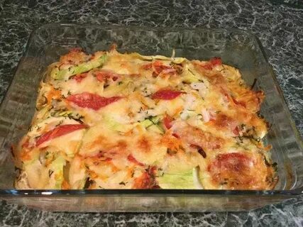 Замороженные овощи с мясом в духовке