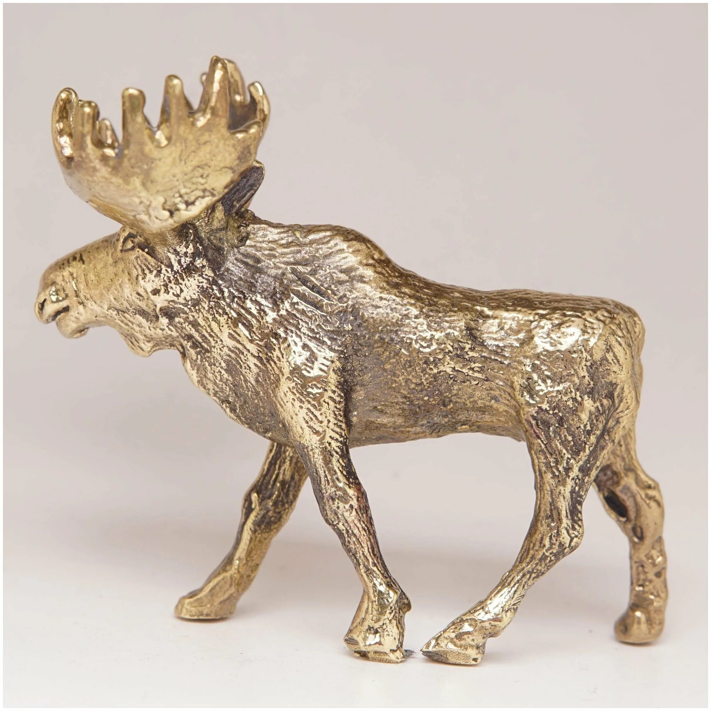 Harlingen лось статуэтка. Papo лось. Фигурка лося новогодняя. Фигурка лося. Бронзовая статуэтка лось малый.