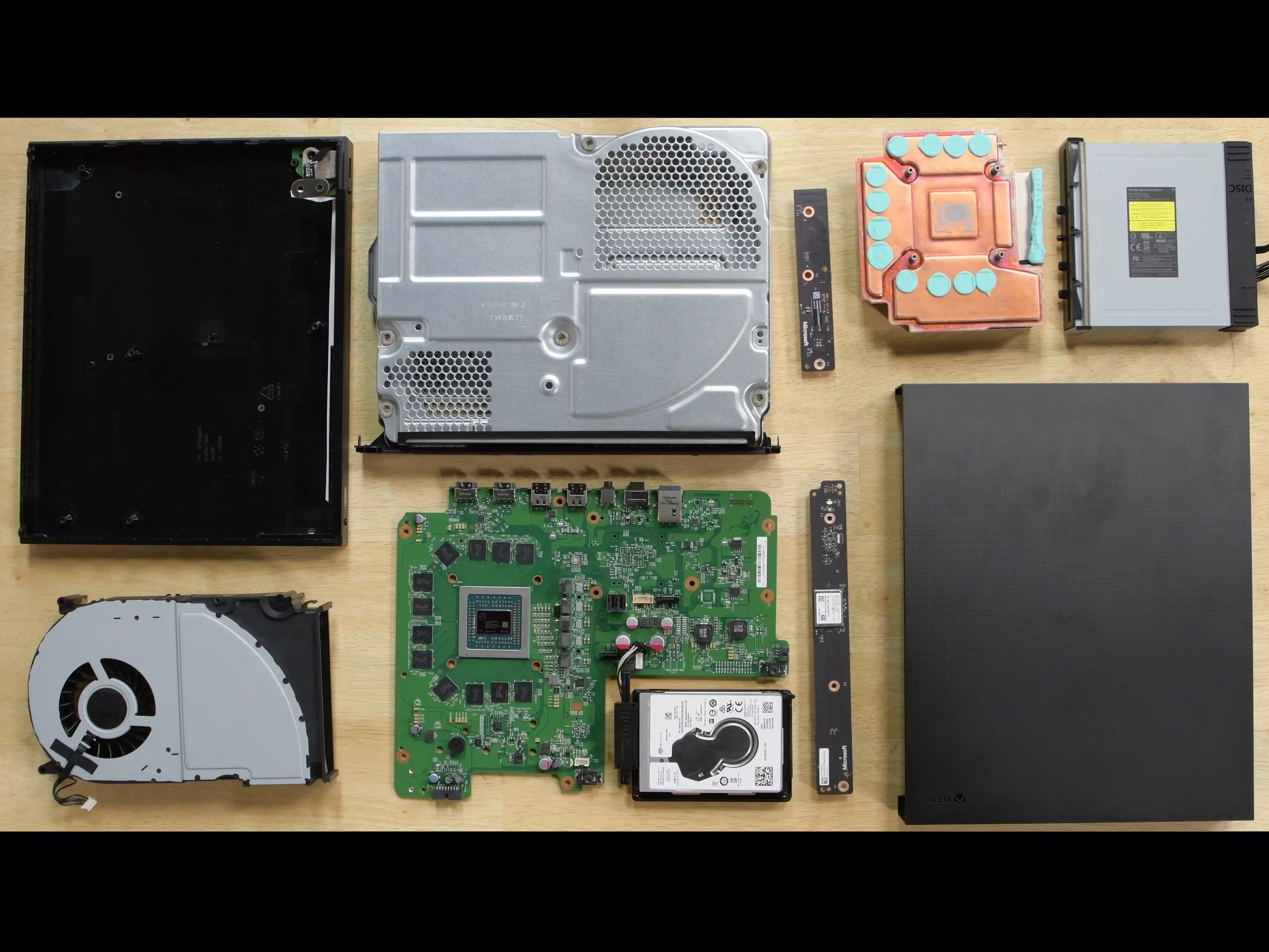 Как разобрать xbox one s. Xbox one x разобранный. xbox one x disassembly. xbox one s разобранный. xbox one fat разобранный.