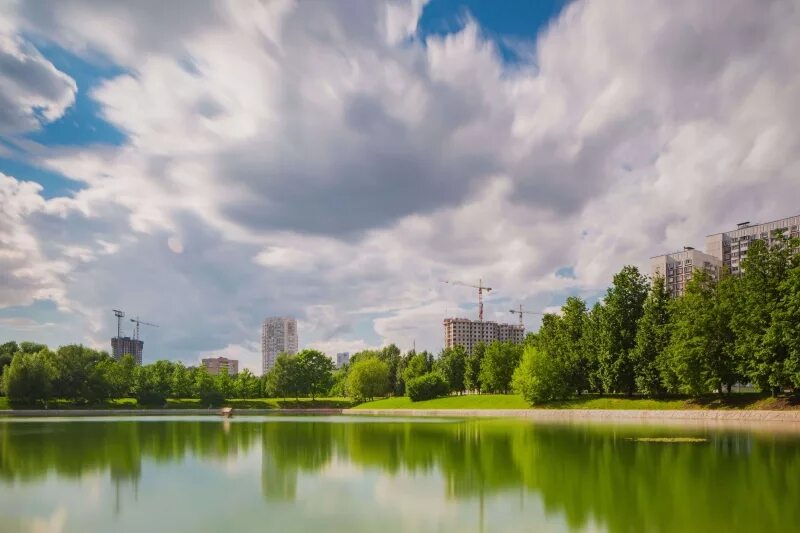 Лево бережный. Левобережный район Москвы. Парк Левобережный. Левобережный район Москвы фото. Леыобережный раон Москва.