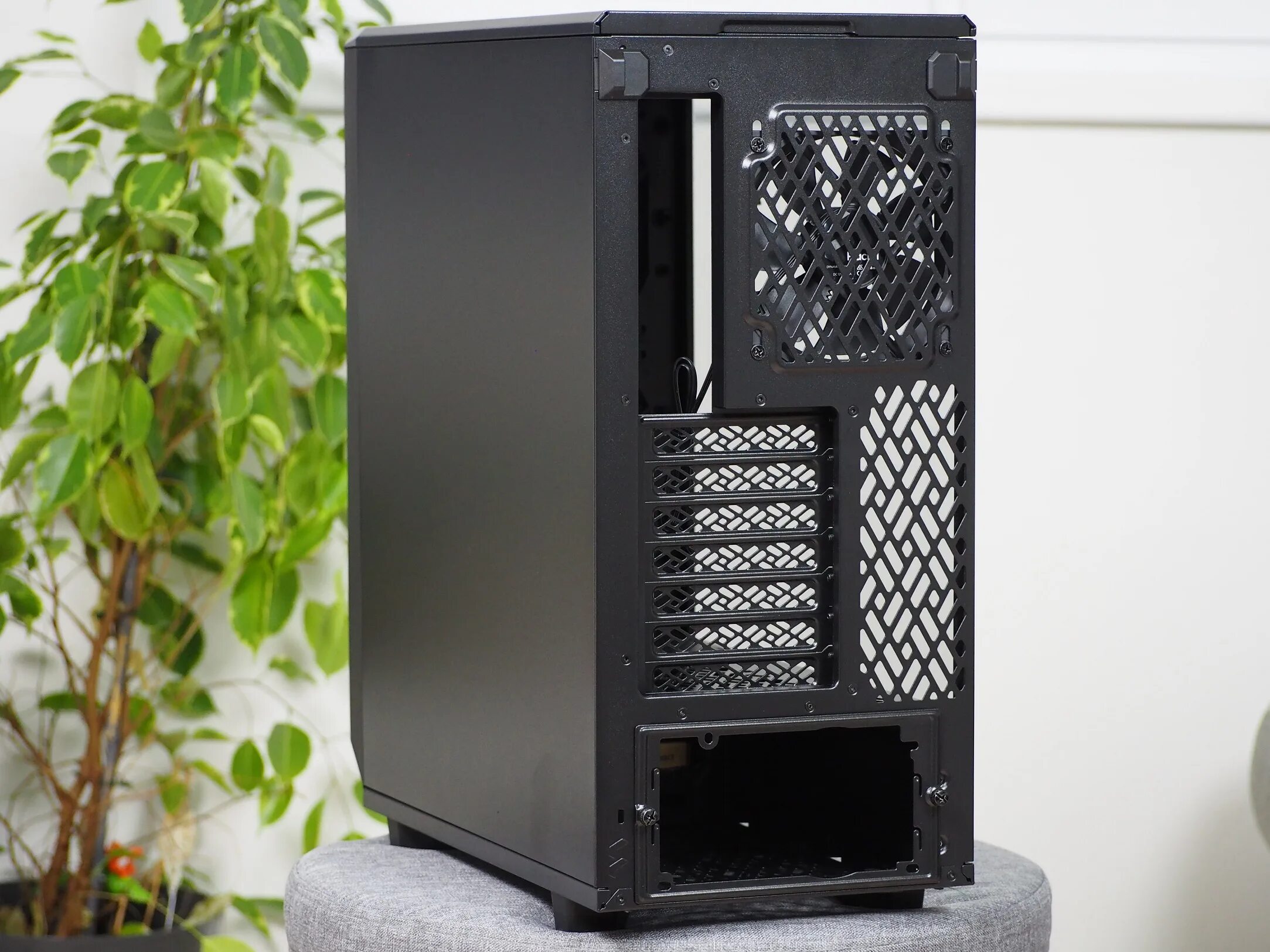 Meshify 2 xl. Fractal design meshify 2 xl. meshify 2 compact. fractal design meshify 2 compact. meshify 2 compact gray.