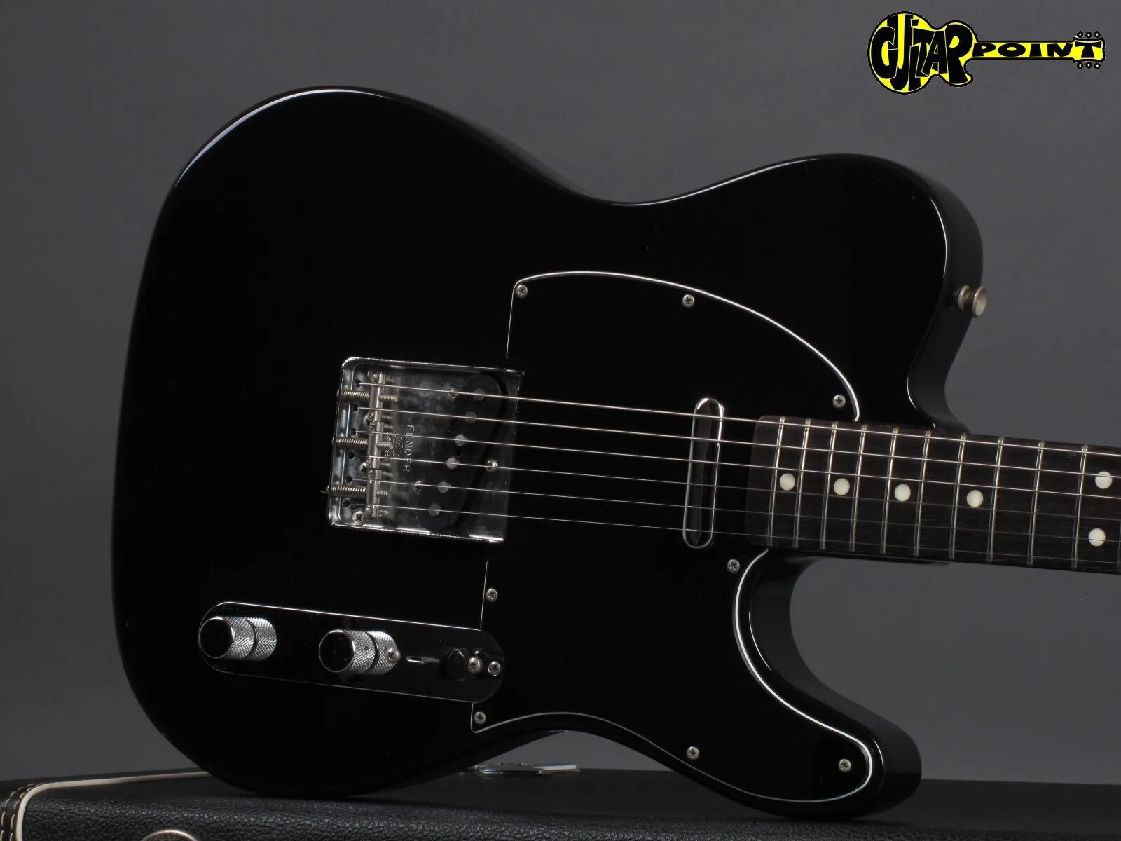 Fender black. Fender black