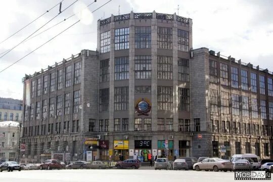 Здание телеграфа на тверской. Московский телеграф здание на тверской. Центральный телеграф рерберг. Центральный телеграф рерберг. Здание центрального телеграфа в москве.