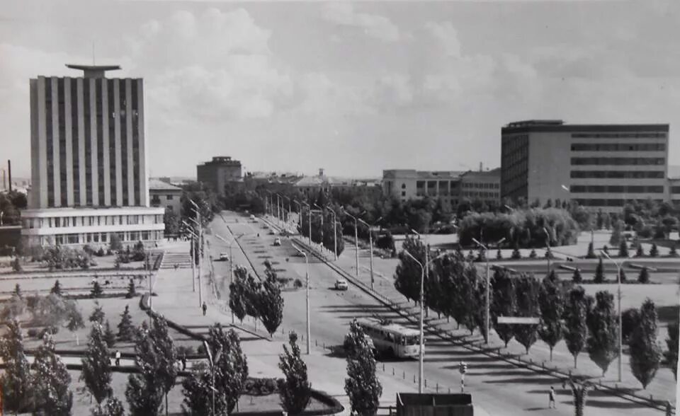 аэропорт донецк 1970 е. донецк старый город. донецк 70. донецк 80-е. проспект ильича 70 донецк.