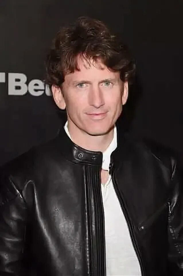 Todd howard. Тодд Говард. Bethesda Тодд Говард. Тод Говард 2023. Директор Bethesda.