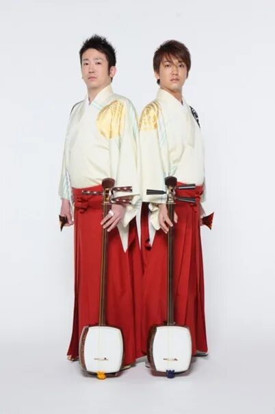 Группа yoshida brothers. Yoshida brothers - overland blues - iii. Братья карамазовы на японском языке. Японский брат 18. Братья японцы.