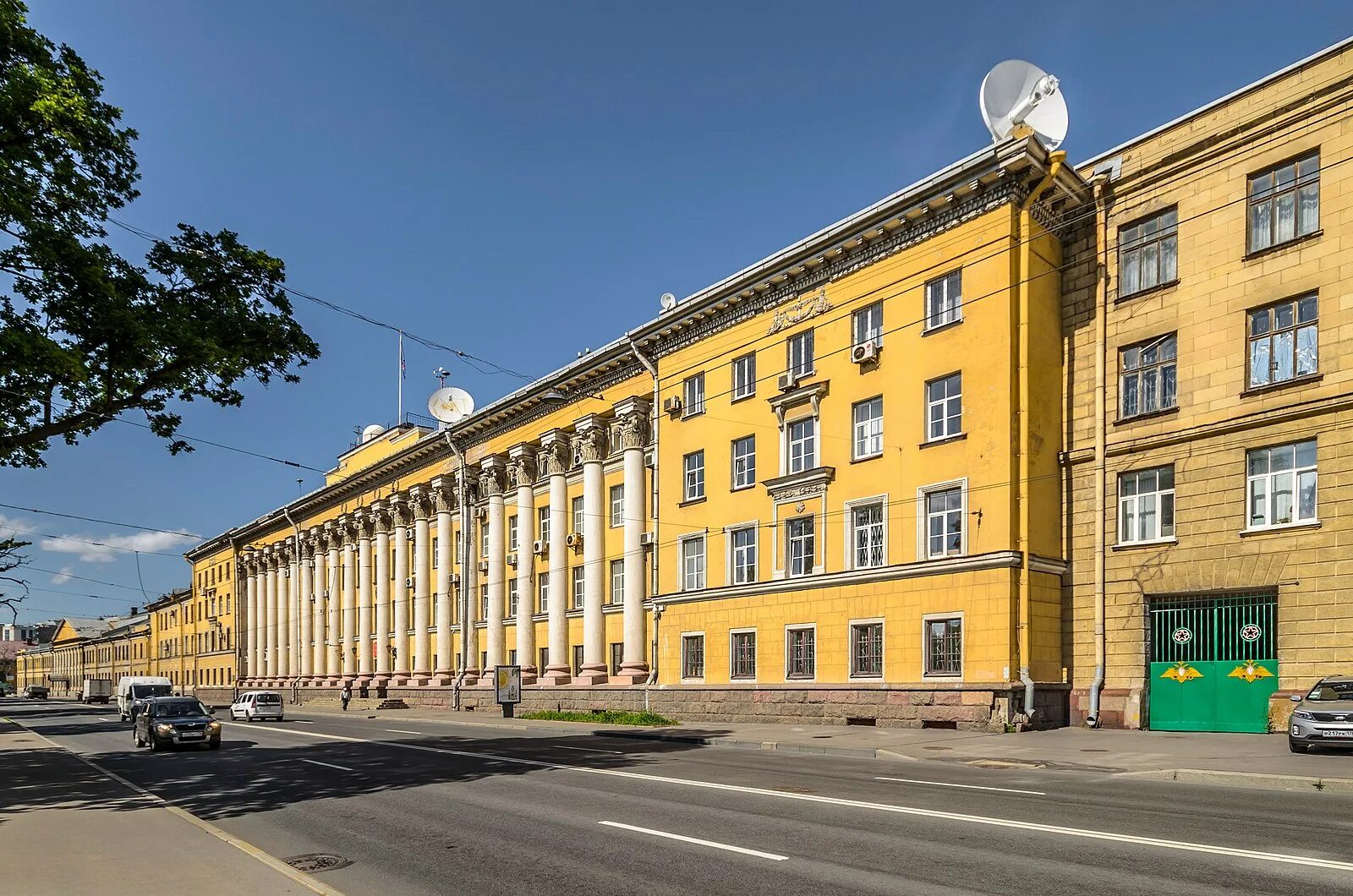 Ф 11 санкт петербург. Академия имени можайского в санкт-петербурге. военно-космическая академия можайского. военно-космическая академия имени а. ф. можайского петербурге. академия можайского здание спб.
