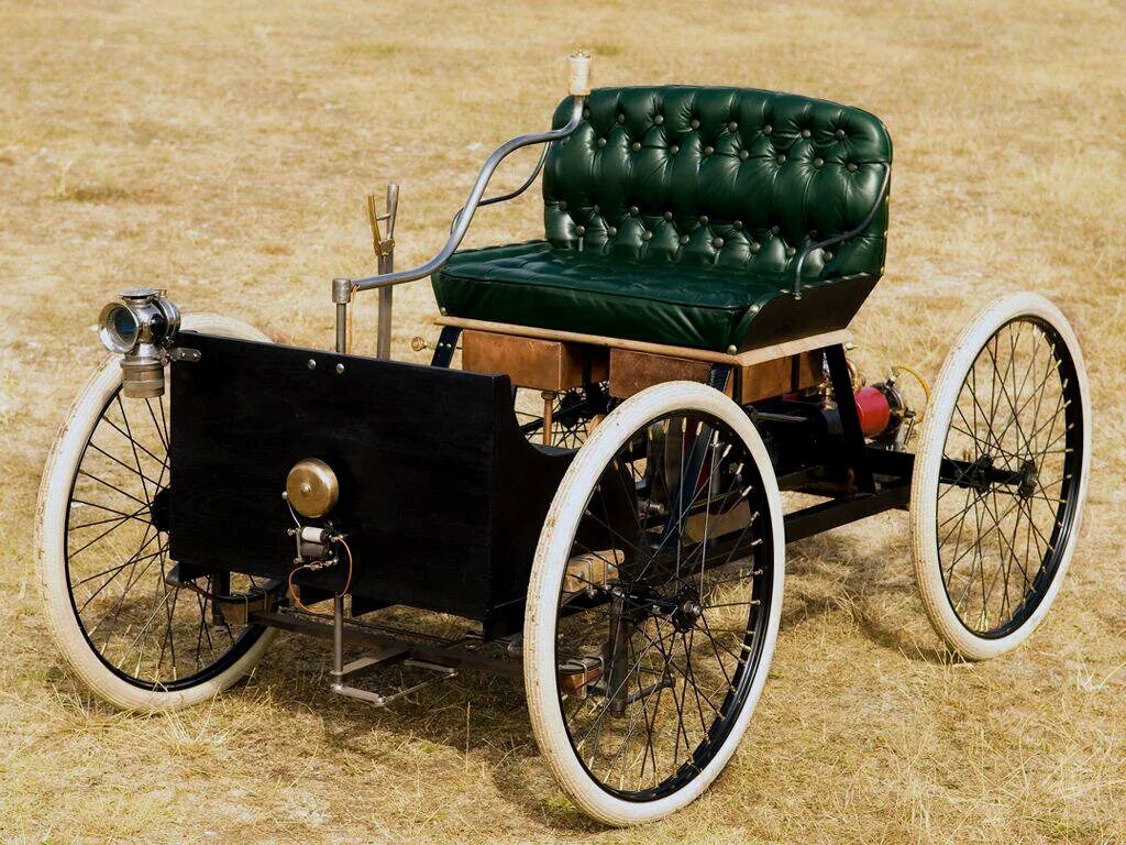 Первые автомобили форд. Ford Quadricycle 1896. Ford Quadricycle 1896 года.