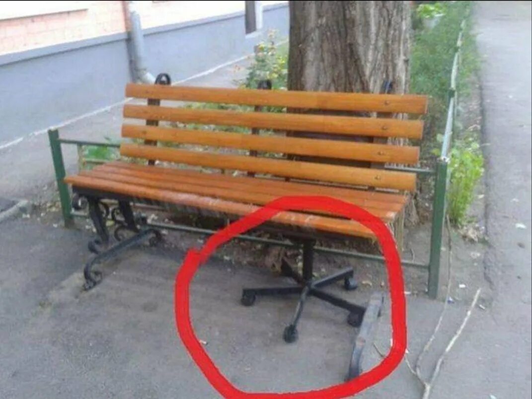 Оригинальные малые архитектурные формы. Необычные лавочки. Прикольные лавочки. Прикольные лавочки. Смешные скамейки.