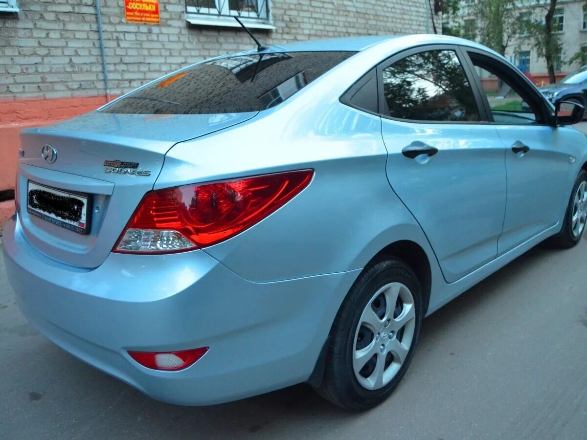 Куплю хендай солярис частные объявления. Hyundai Solaris 1.4. Hyundai Solaris 1.5. Hyundai Solaris 1 2013 1.4. Хендай Солярис i60.