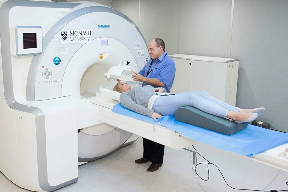 Портативный мрт аппарат. Магниторезонансная томография головного мозга. Мрт головного мозга аппарат. Аппарат мрт головы.