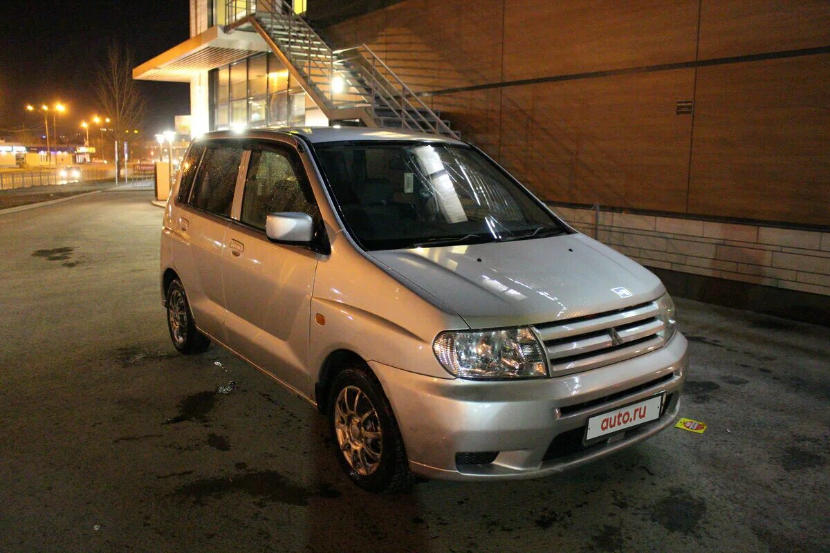 Купить мираж динго. Mitsubishi Dingo 2001. Митсубиси Динго 2001. Мицубиси Мираж Динго 2001. Mitsubishi Mirage Dingo.