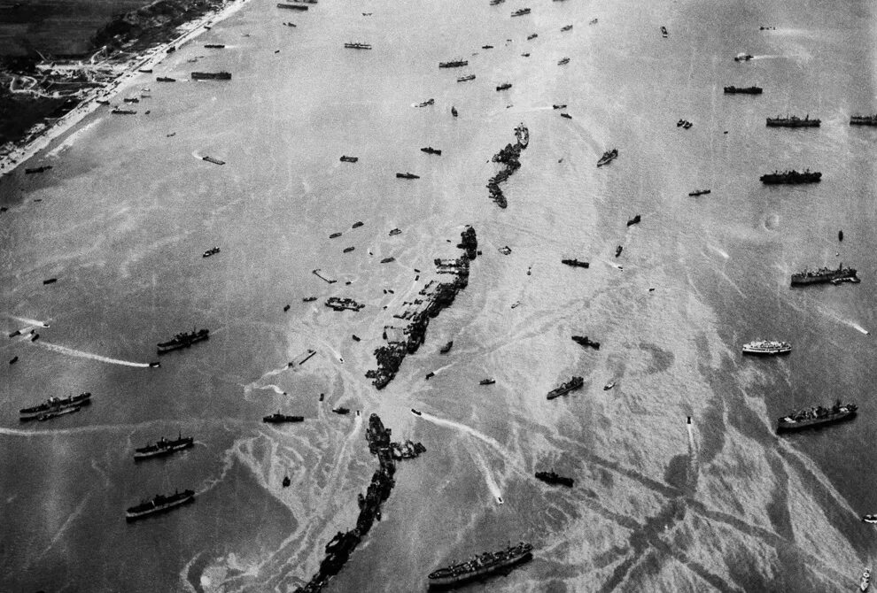 Высадка союзников в нормандии участники. Высадка союзников в Нормандии 6 июня 1944 г. Высадка союзников в Нормандии. Нормандия 1944 высадка союзников.