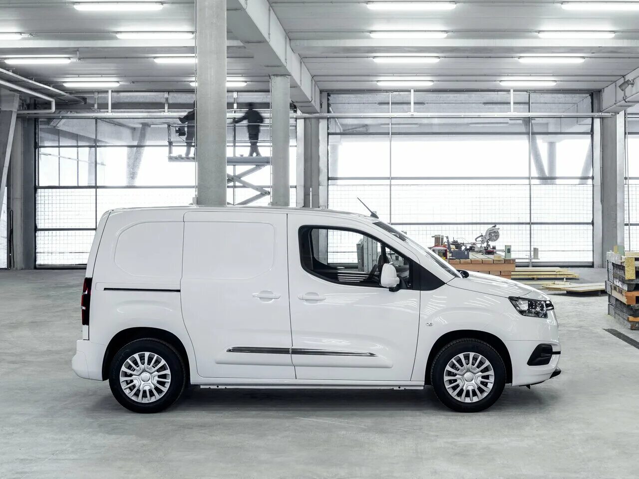 Toyota Proace фургон. Toyota Proace 1.5 МТ,. Toyota Furgon 2023. Тойота коммерческая Proace.