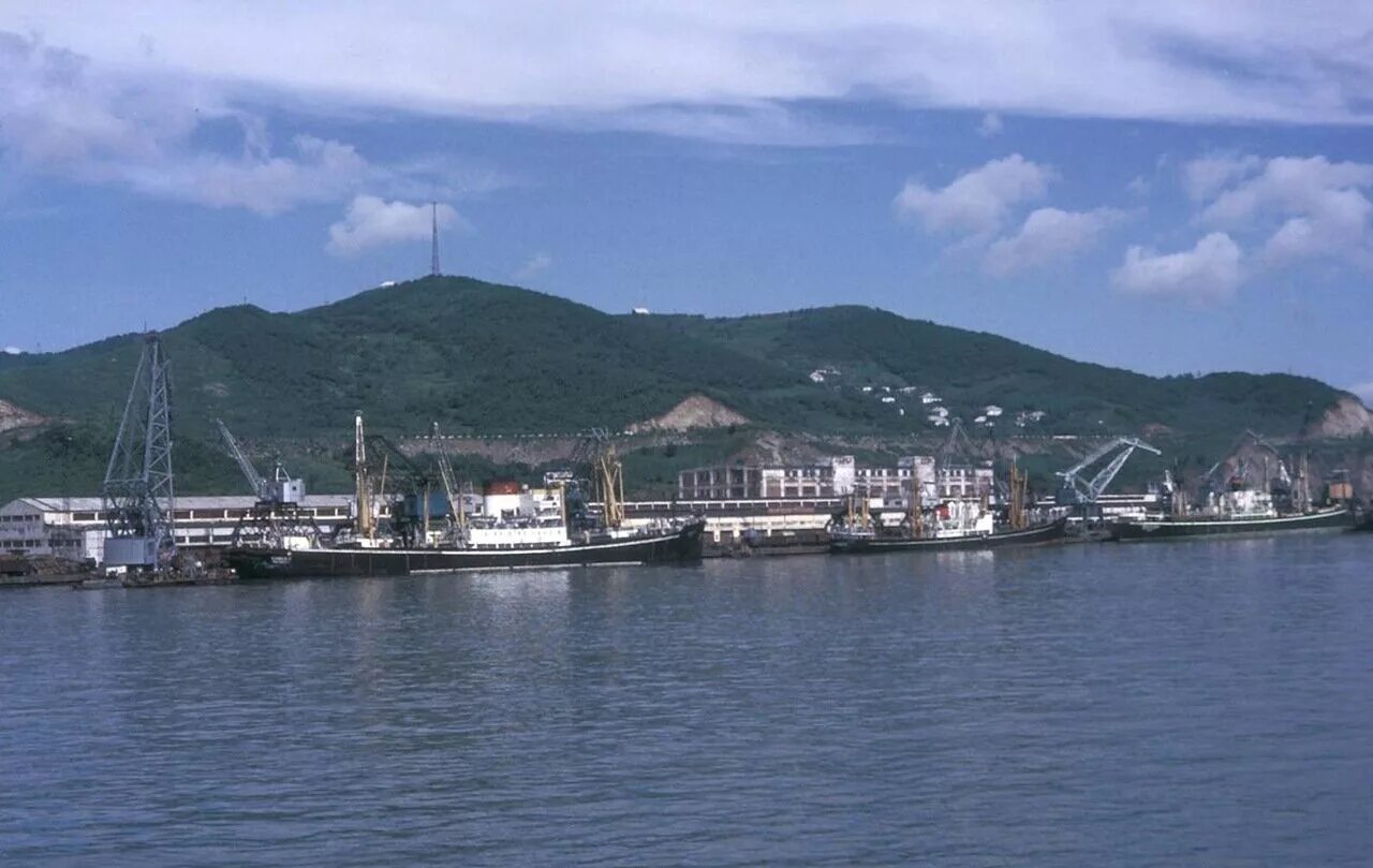 Город находка ссср. Находка история названия. Морвокзал находка. Старая находка приморский край. Станция тихоокеанская приморский край.