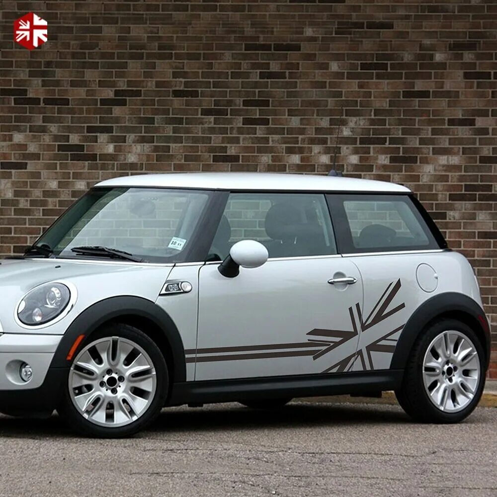 Мини купер 2010. Mini 2010. Мини купер s 2010. Мини купер кантримен. 2010 mini cooper s clubman.