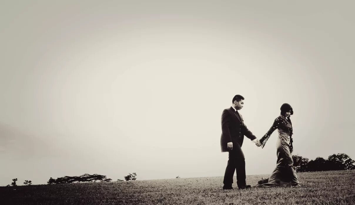 The promise we made. Обетованная любовь. promise photo. made a promise. made a promess.