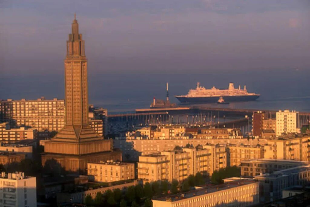 Гавр париж. Гавр город. гавр нормандия. le havre франция. нормандия гавр порт.