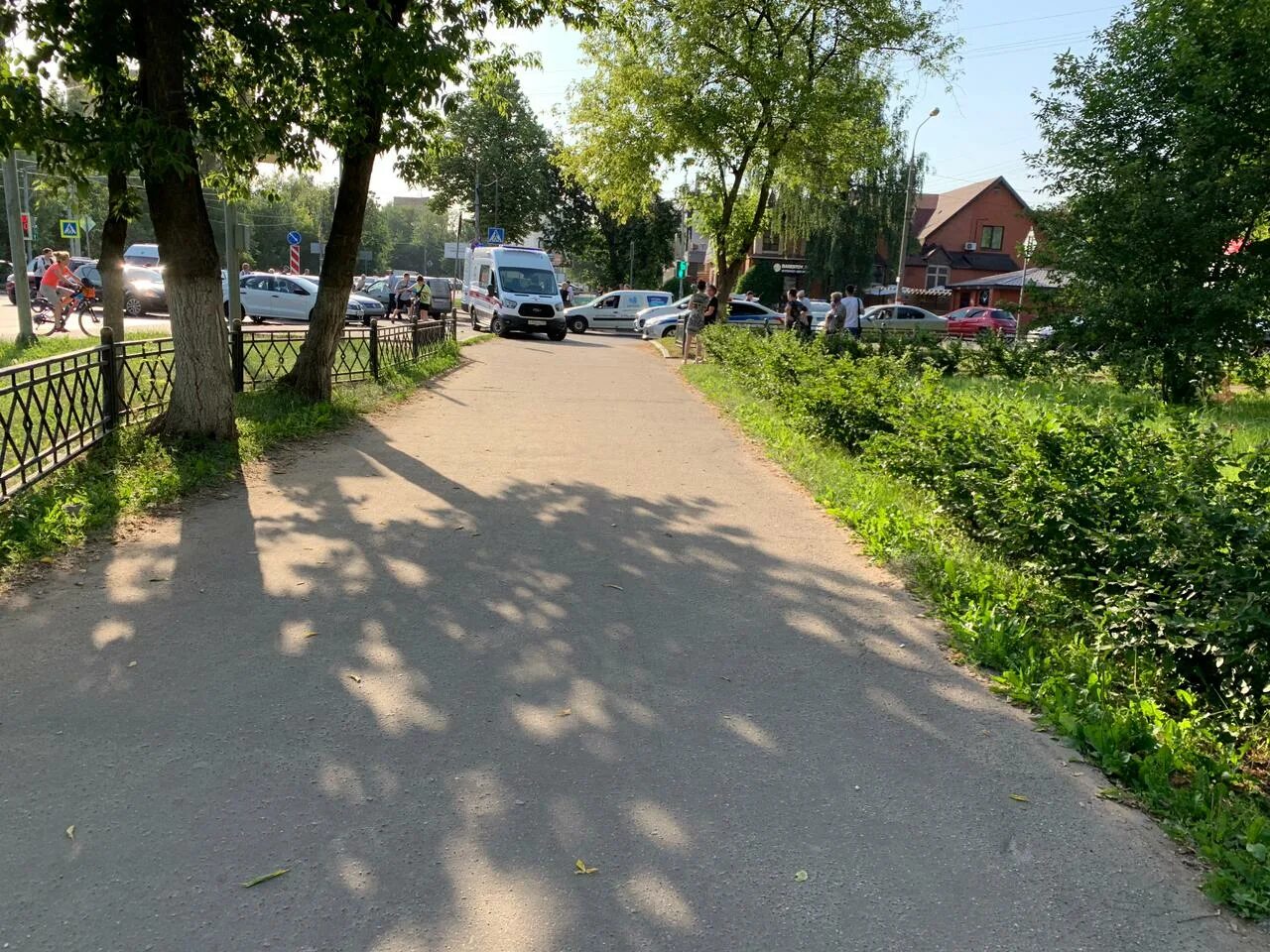 Работа в жуковском в гагарин. Перекресток улицы гагарина и мичурина жуковский. перекресток гагарина мичурина. жуковского 18 владимир. город гагарин улица мичурина ,37.