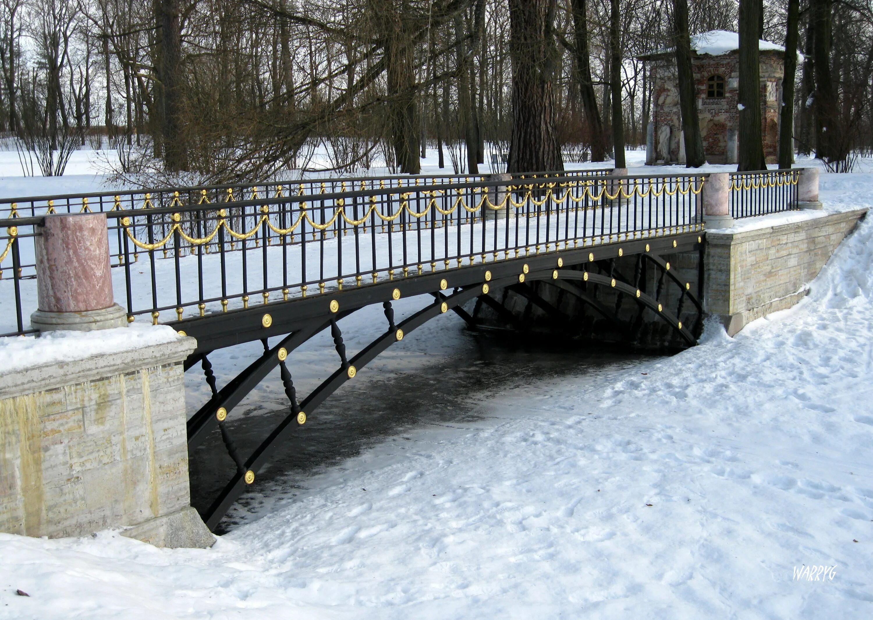 Стальной спб. Металлический мост Санкт-Петербург. Металлические мосты СПБ. Пешеходный мост Метелл. Железная Мостовая Питер.