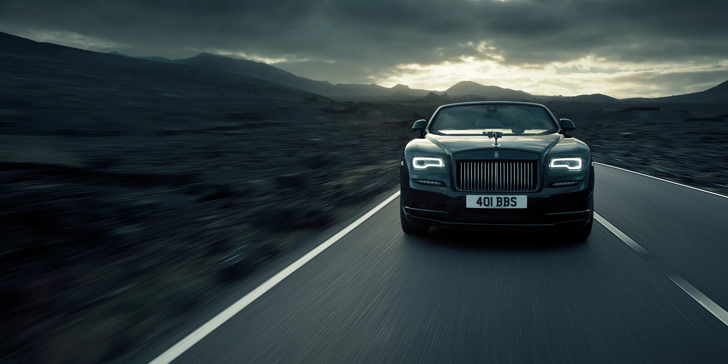 Rolls Royce Dawn. Rolls Royce Dawn фара. Rolls Royce Wraith 2022. Едит черный