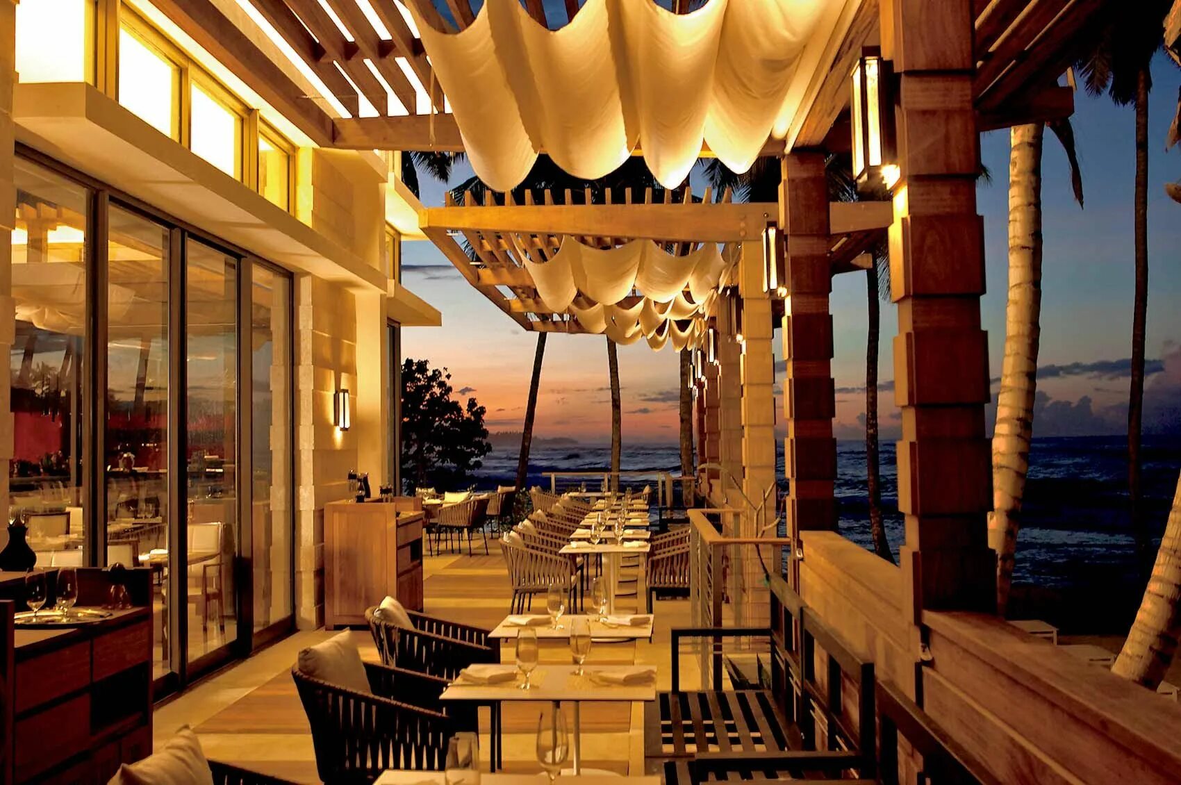 Пляжный теннис ритц карлтон. Nujuma, a ritz-carlton reserve in saudia. Растительный мир пуэрто рико. Dorado beach. Дорадо пуэрто рико.