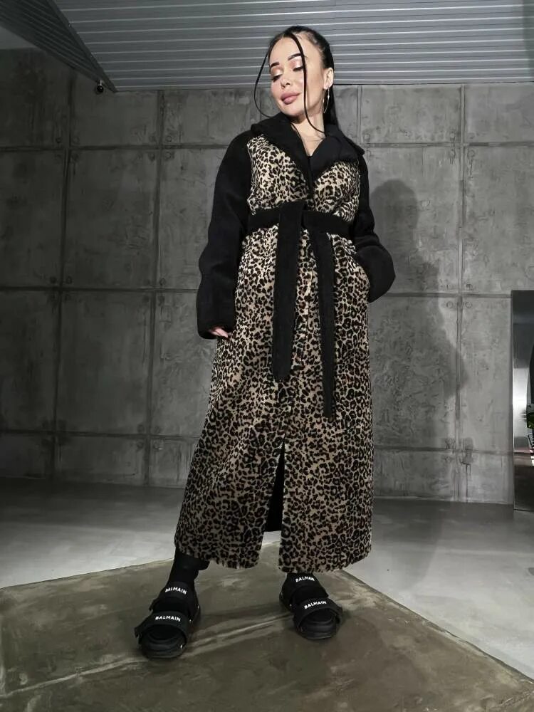 Fur boutique. Российские шубы. Fur boutique. Фурс бутик хабаровск. Интерьер бутика.